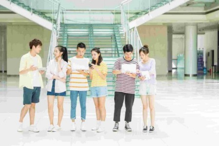 2025年北京中加學(xué)校通州華仁學(xué)校高中招生簡(jiǎn)章提前出爐！含招生對(duì)象、條件等