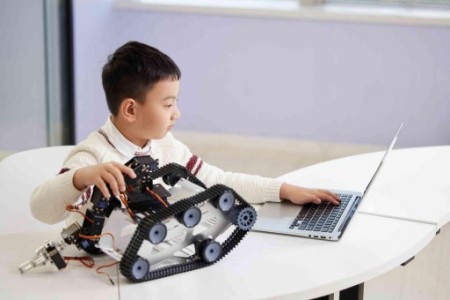 零基礎英語進三河市燕橋學校小學跟得上嗎，快速了解燕橋英語教學！