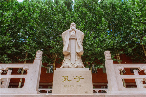 WУI